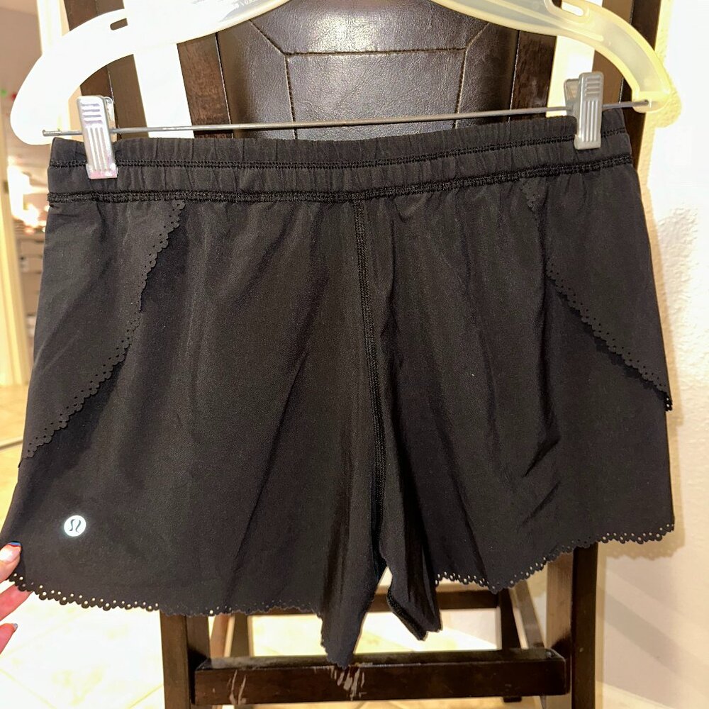 Lululemon Hit It Short